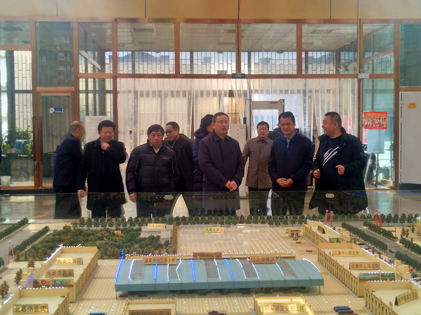 1546856382135455.jpg 圖為,自治區(qū)常務副主席調(diào)研北慕_副本.jpg
